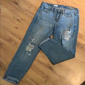 GAP 1969 Sexy Boyfriend Jean